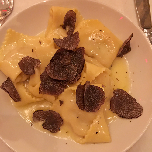 La Pecora Bianca pasta with truffles