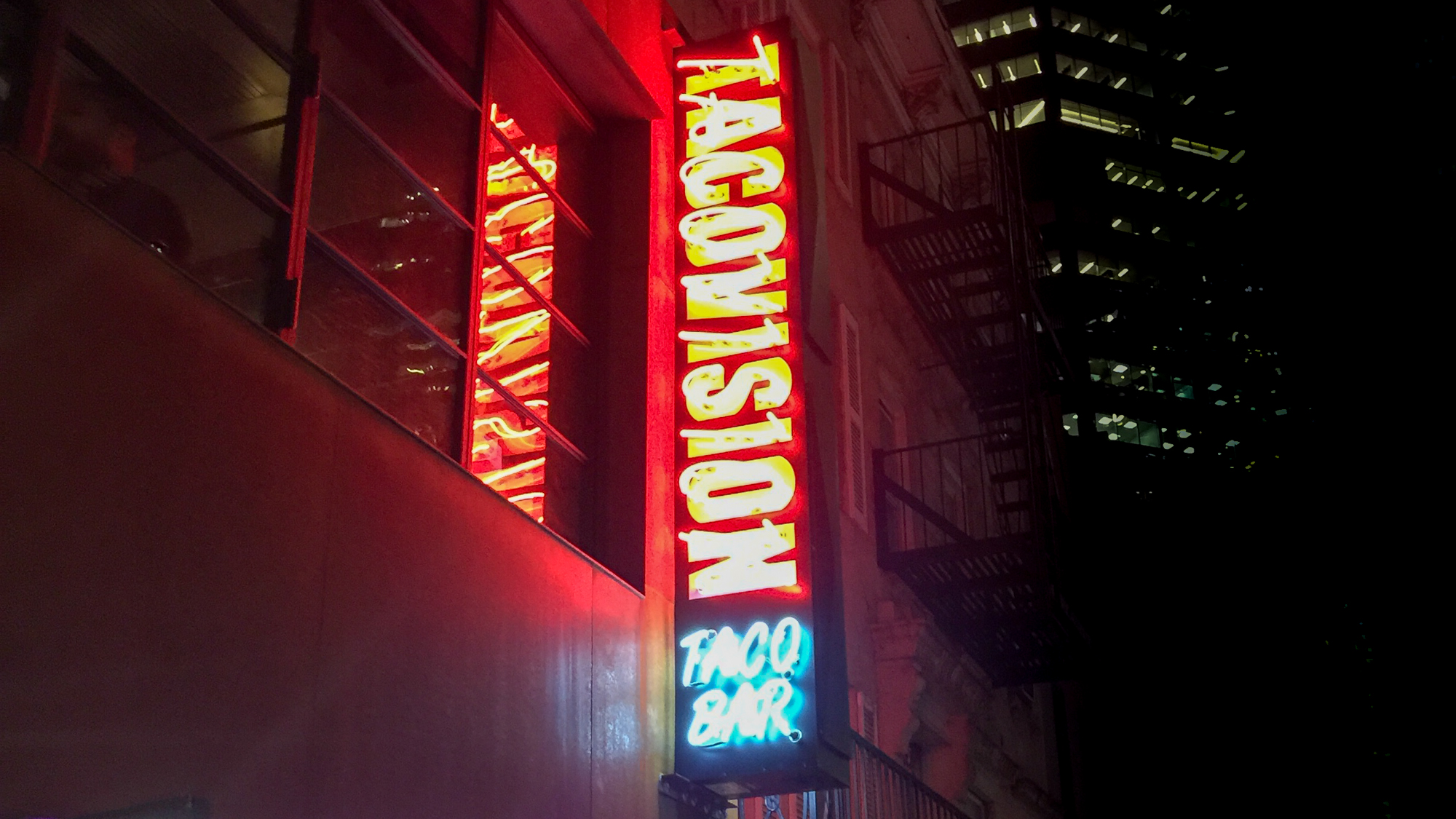 Tacovision nyc neon sign
